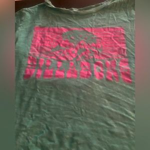 BillaBong T-shirt, Adult Small, will be steamed if bought!